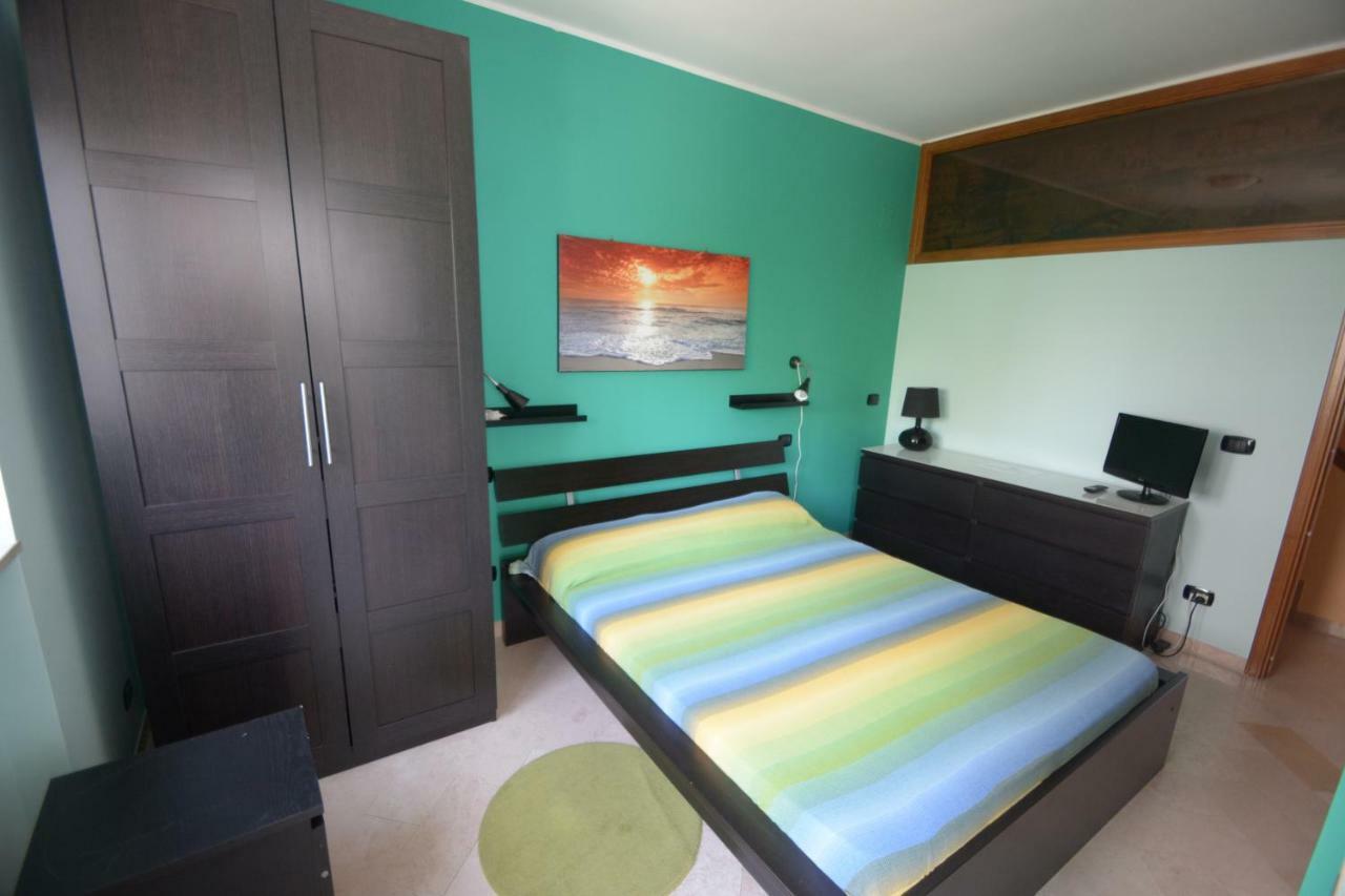 B&B La Baia Sea Rooms Бішельє Екстер'єр фото